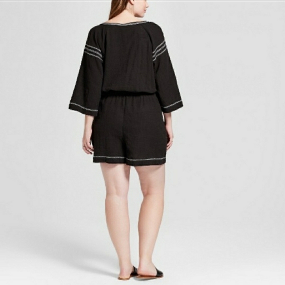 Romper - Picture 2 of 4